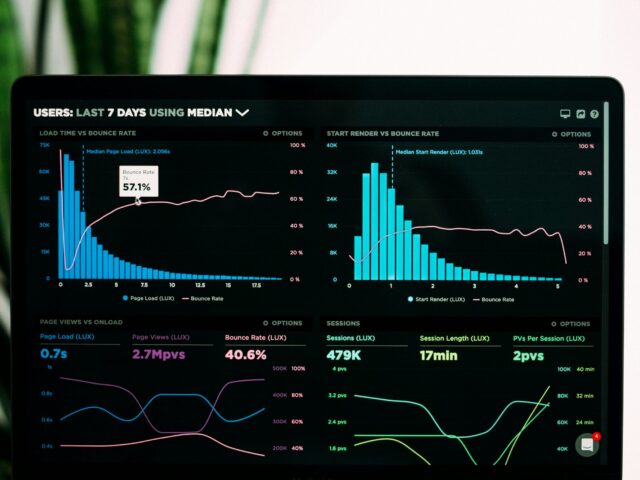 DIY vs. Agency vs. Template: Choosing the Best Web Design for Startup Conversions