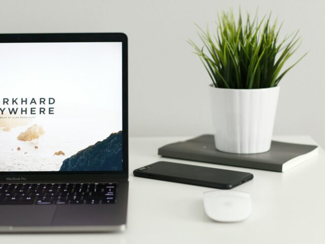Web Design Agency vs DIY Templates: Which Actually Drives Better Conversions?